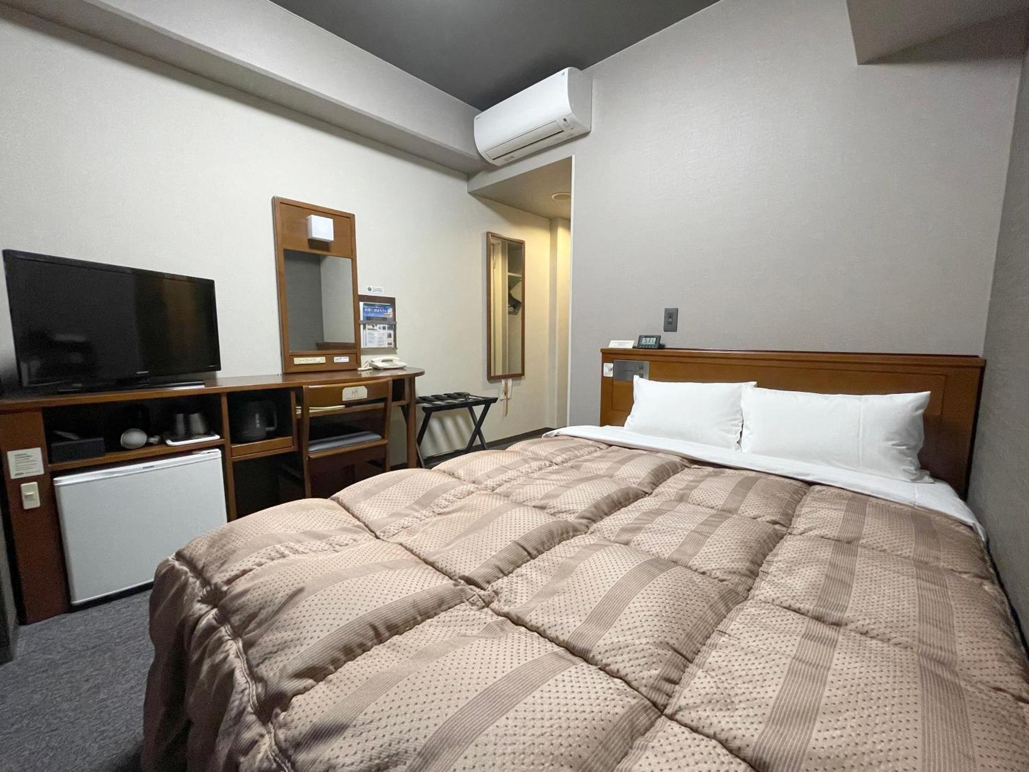Hotel Route-Inn Dai-Ni Асикага Экстерьер фото